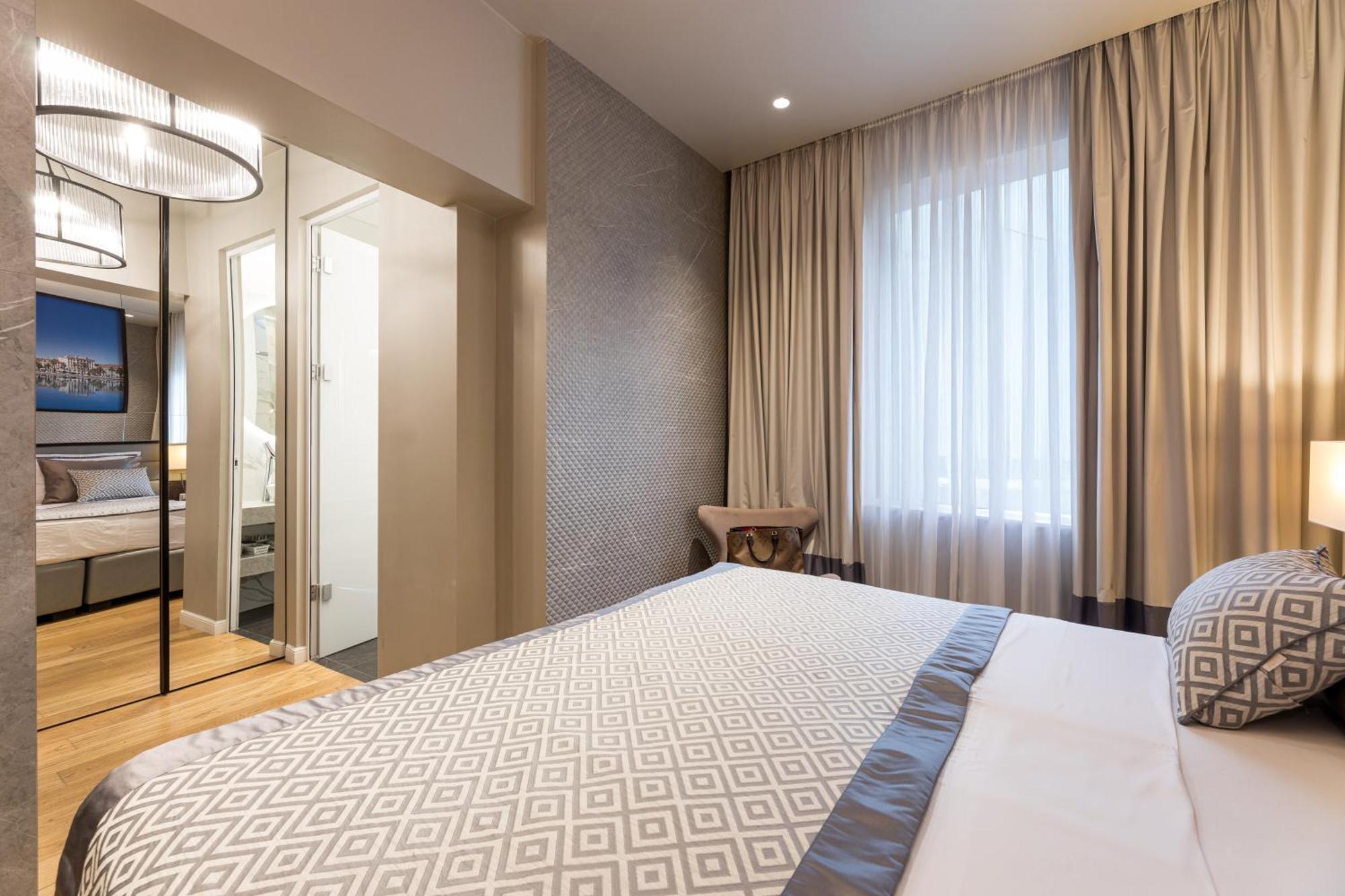 Fortuna Luxury Rooms 1 Split Exterior photo