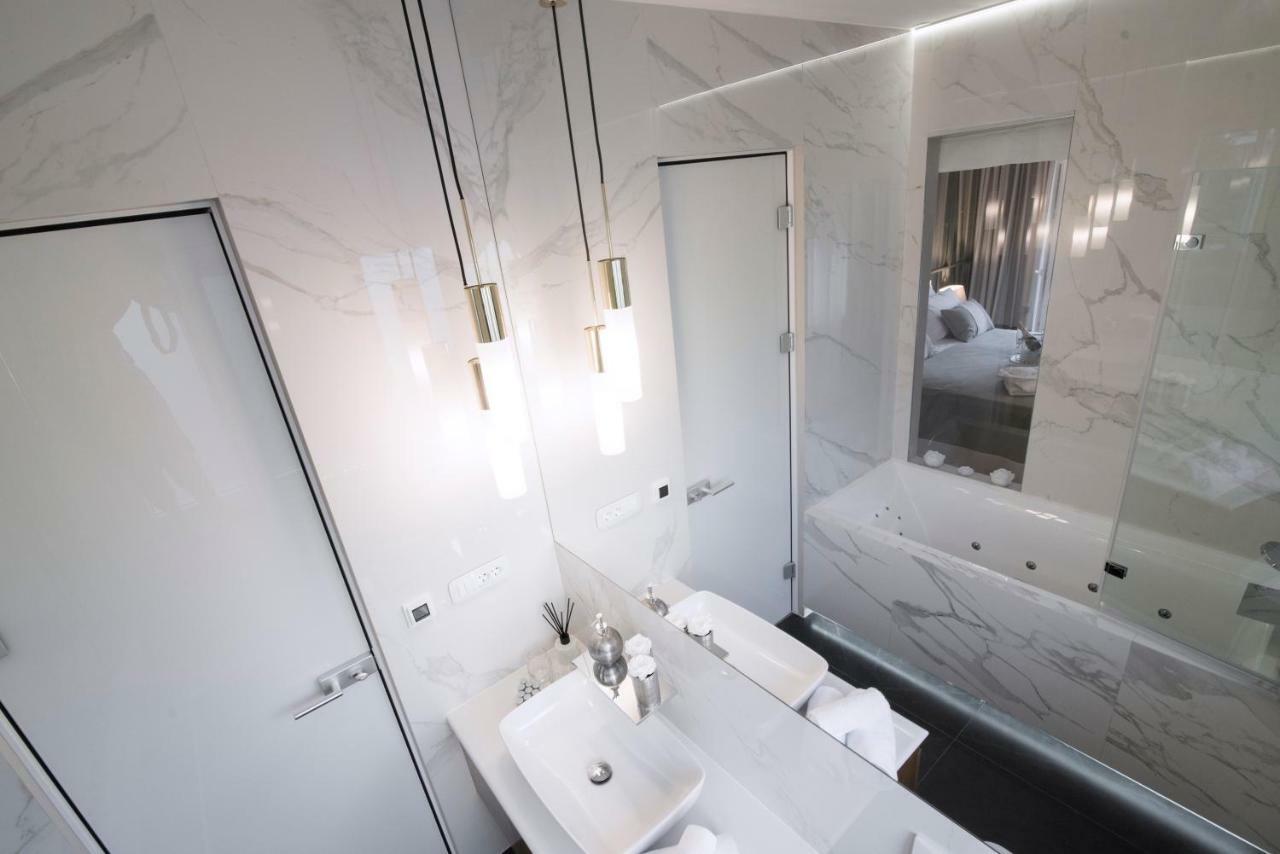 Fortuna Luxury Rooms 1 Split Exterior photo